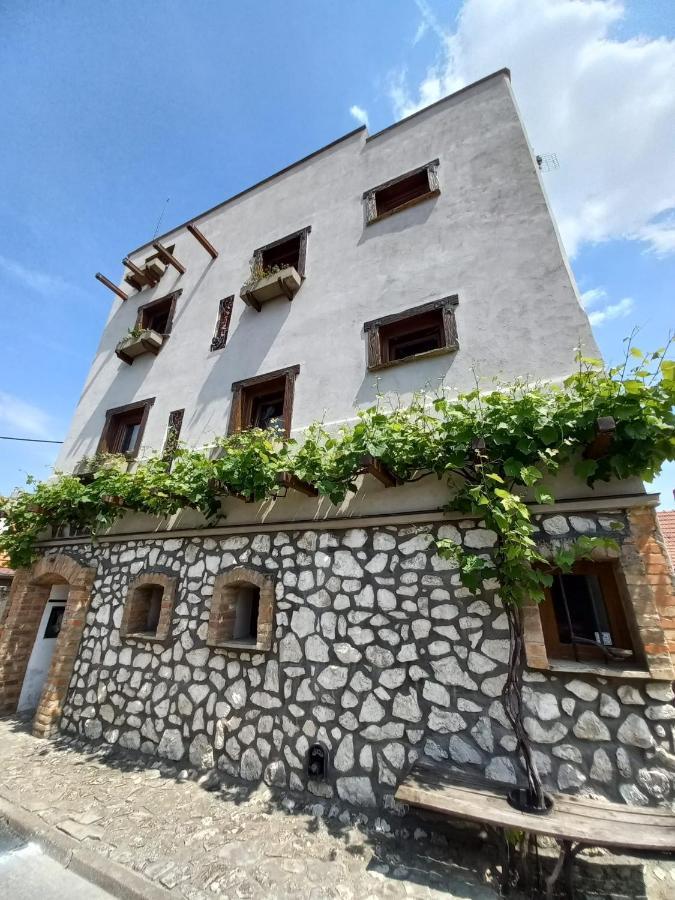 Ferienwohnung V Zajecskej Vezi Zaječí Exterior foto