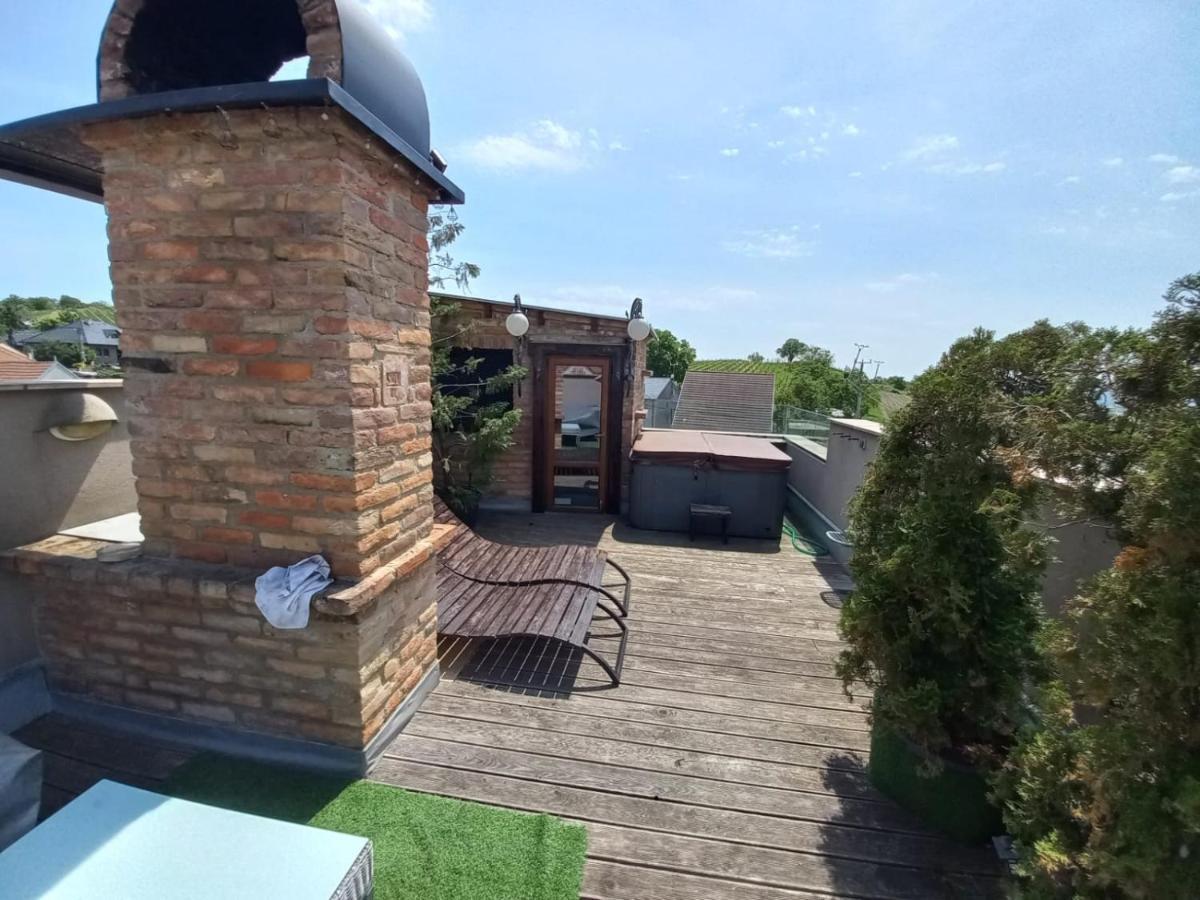 Ferienwohnung V Zajecskej Vezi Zaječí Exterior foto